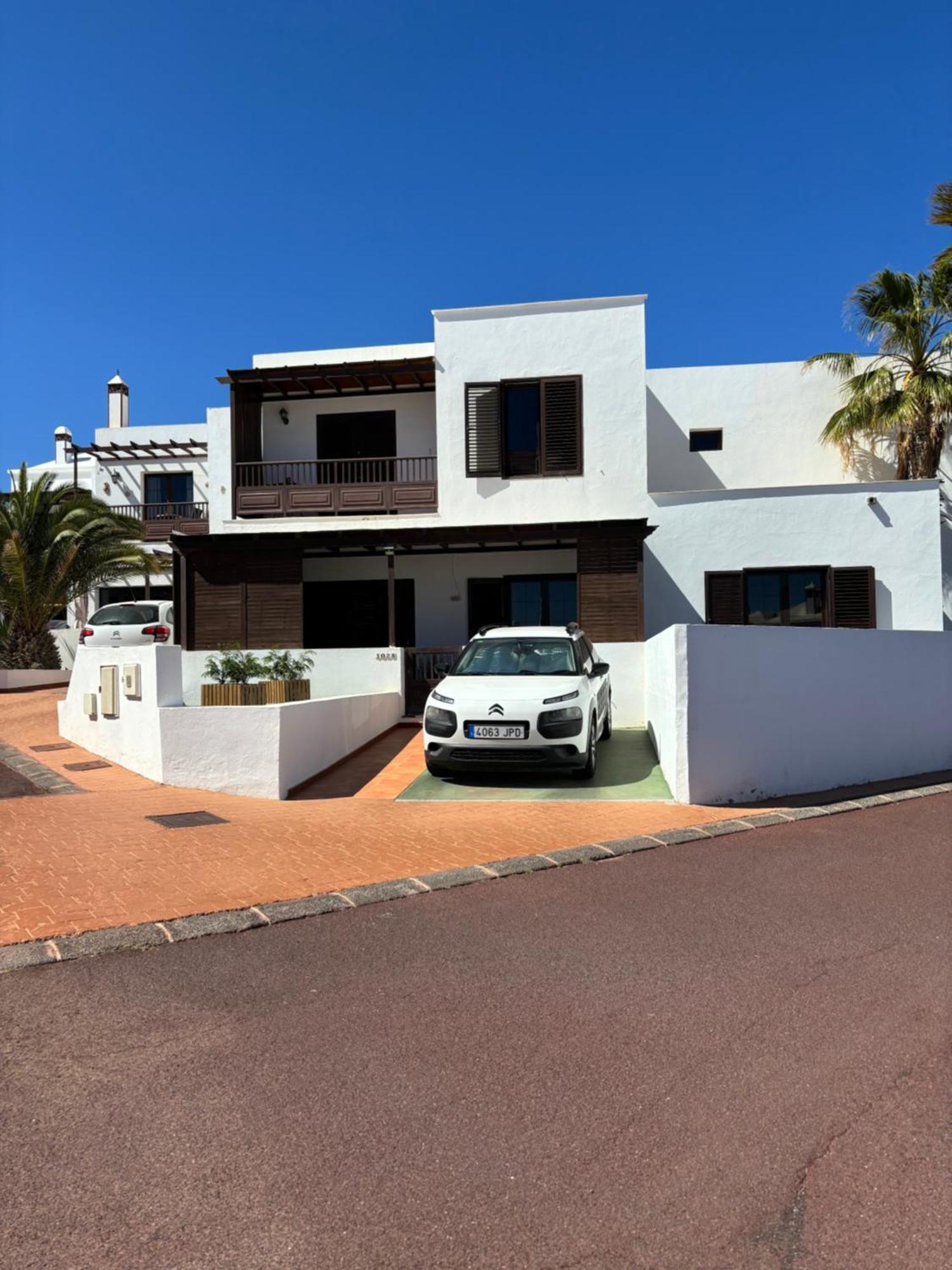 Casa Amplia Y Moderna De 3 Habitaciones En Complejo Con Piscina Costa Teguise Exterior photo